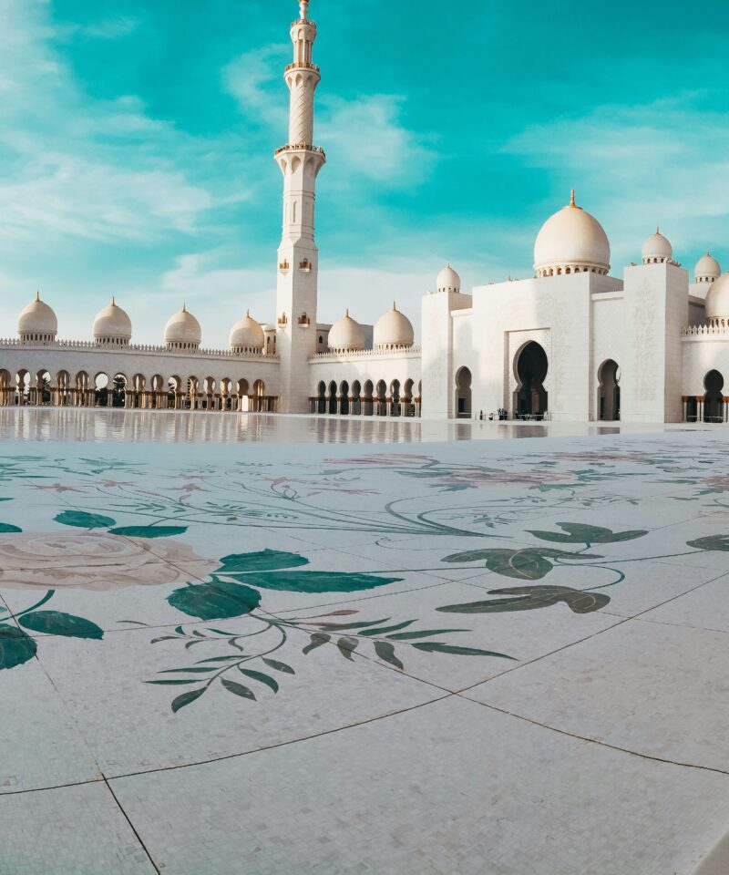 Sheikh Zayed Grand Mosque courtyard and architecture in Abu Dhabi