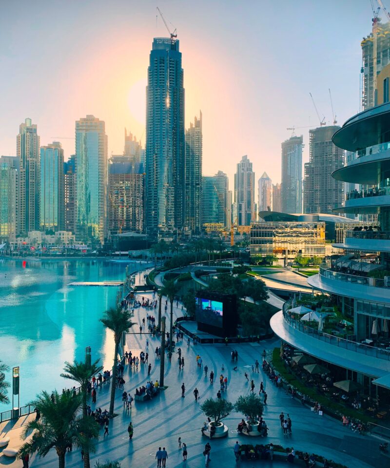 Dubai fountain boardwalk tickets close-up fountain experience Burj Lake